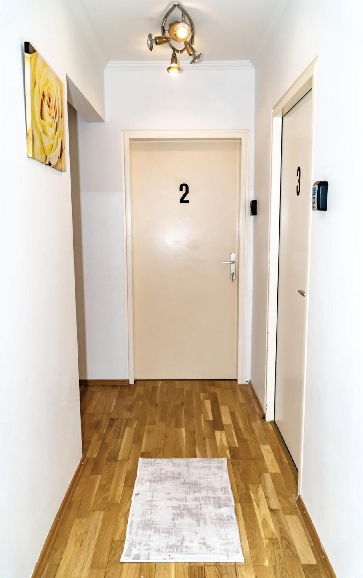 Spacious Rooms 5 Minutes To Wiener Stadthalle Екстериор снимка